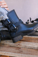 Bota Daytona